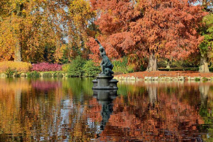 Kew Gardens Autumn