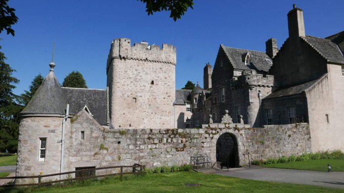 Drum Castle